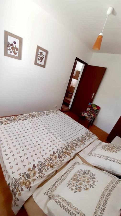 Apartman Ivan ヴィル エクステリア 写真